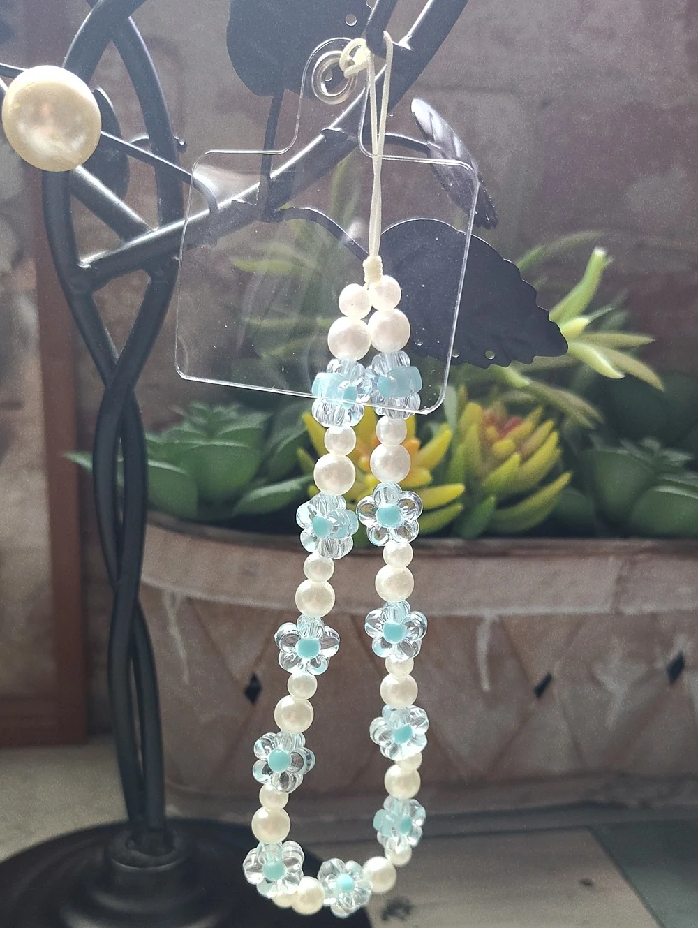 🌸Pearl and Flower Beaded Phone Charm Wristlet Available In Multiple Colors 🌸